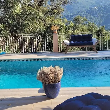 Maison Partina Avec Piscine 아파트